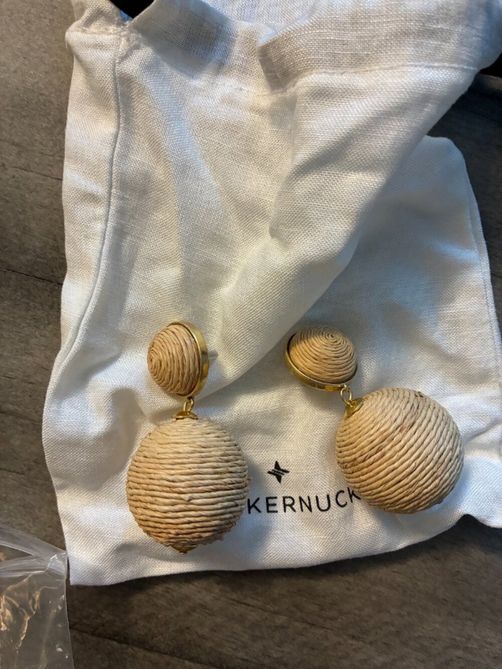 NWT Tuckernuck Raffia Lantern earrings - Picture 2 of 3